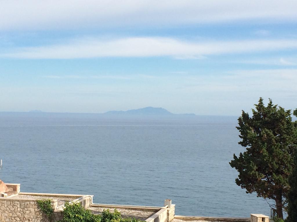 Guarinelli 88 Bed & Breakfast กาเอตา ภายนอก รูปภาพ